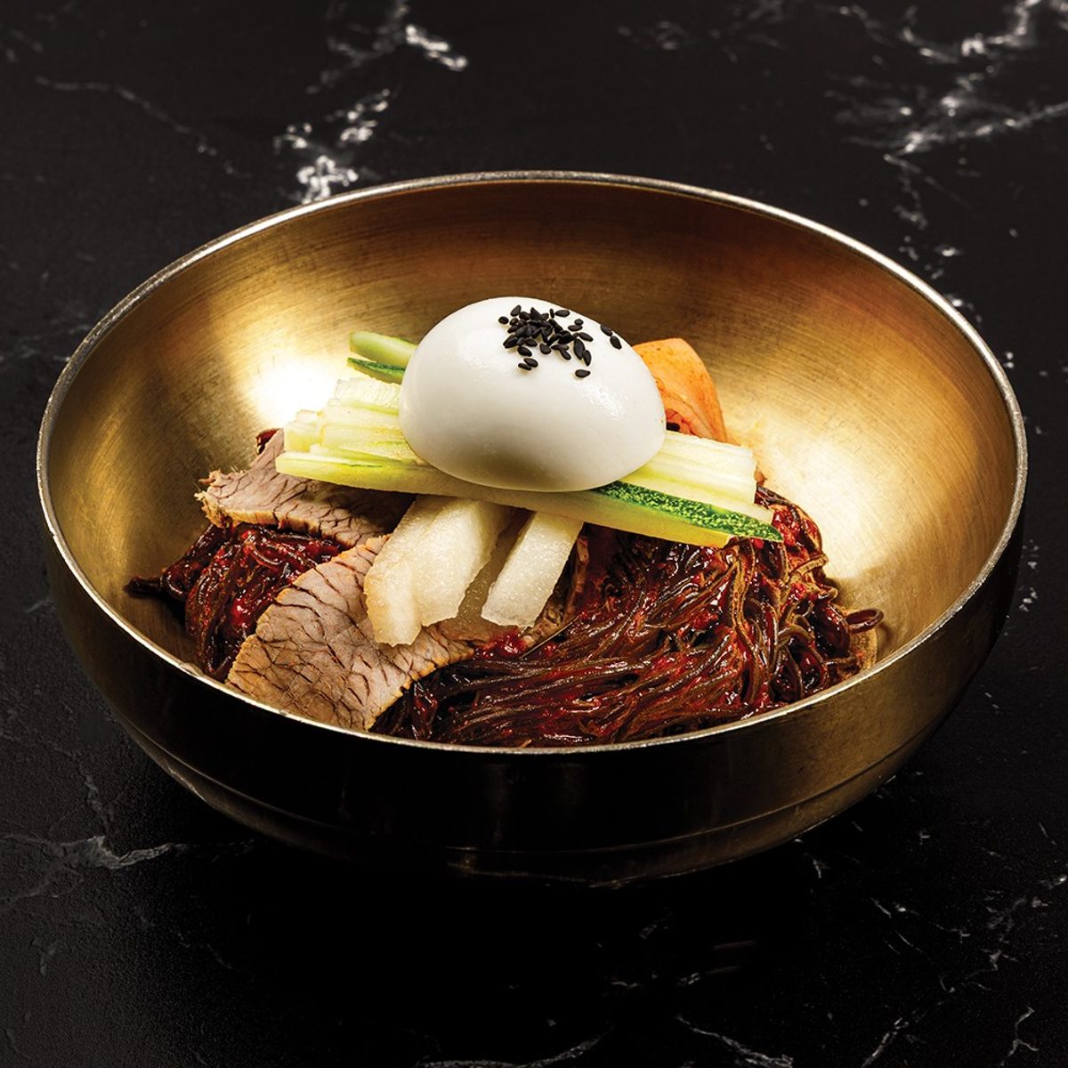 Spicy kudzu cold noodles